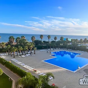 Playa Y Golf , Isla Canela España